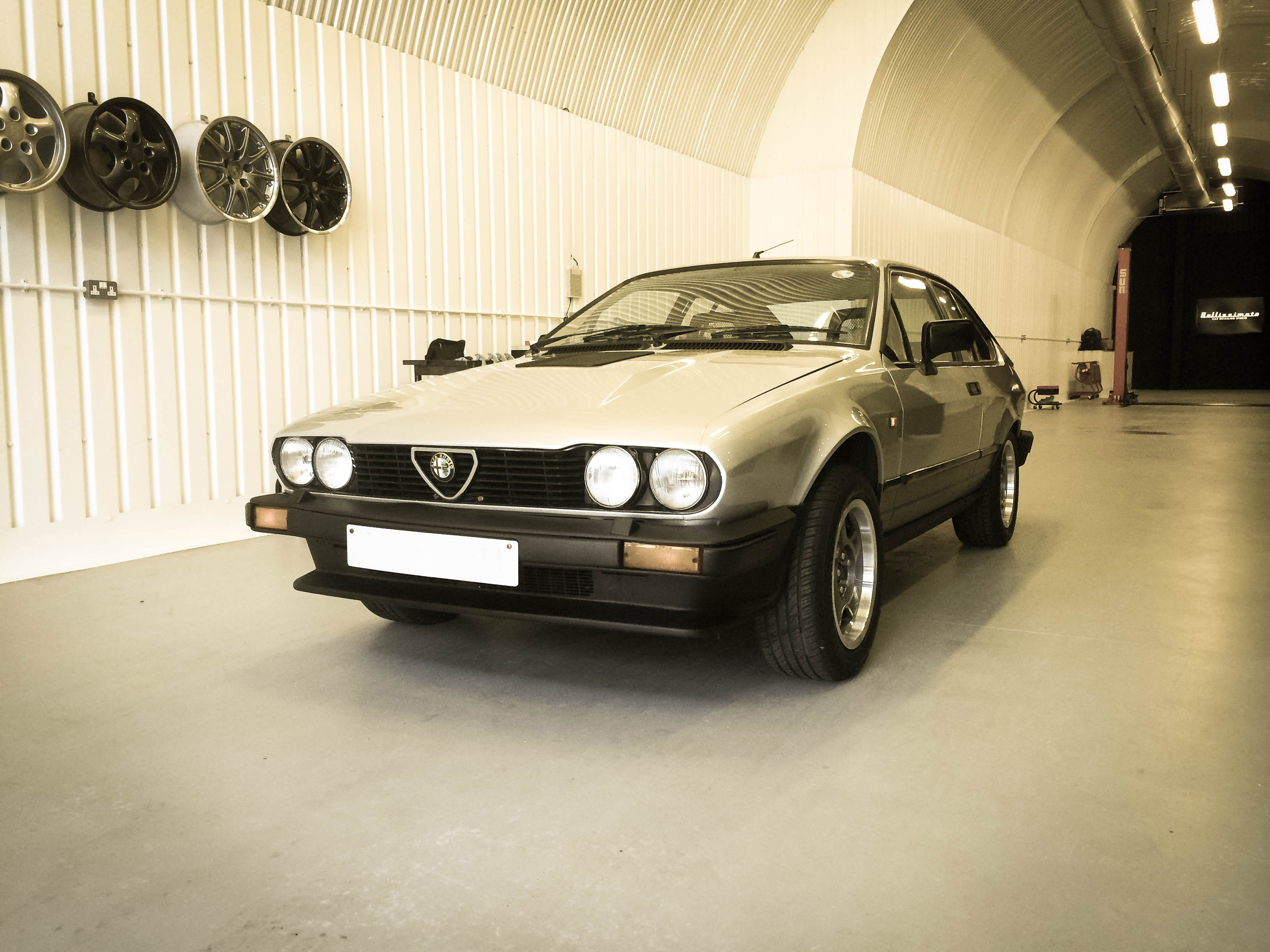 Alfa Romeo GTV6 – Front