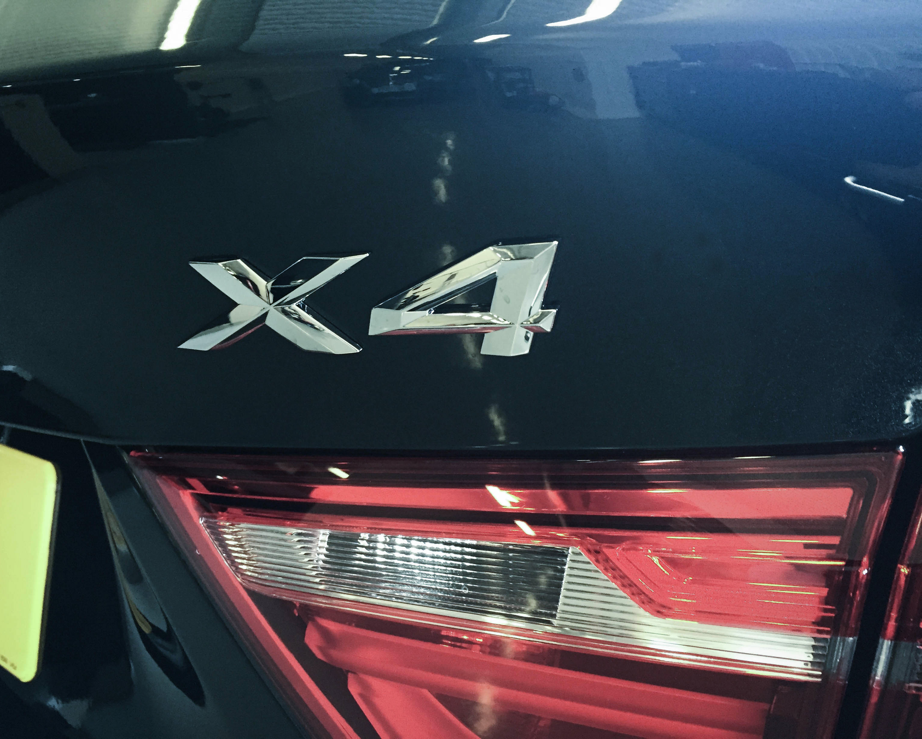 BMW X4 – Rear light detail