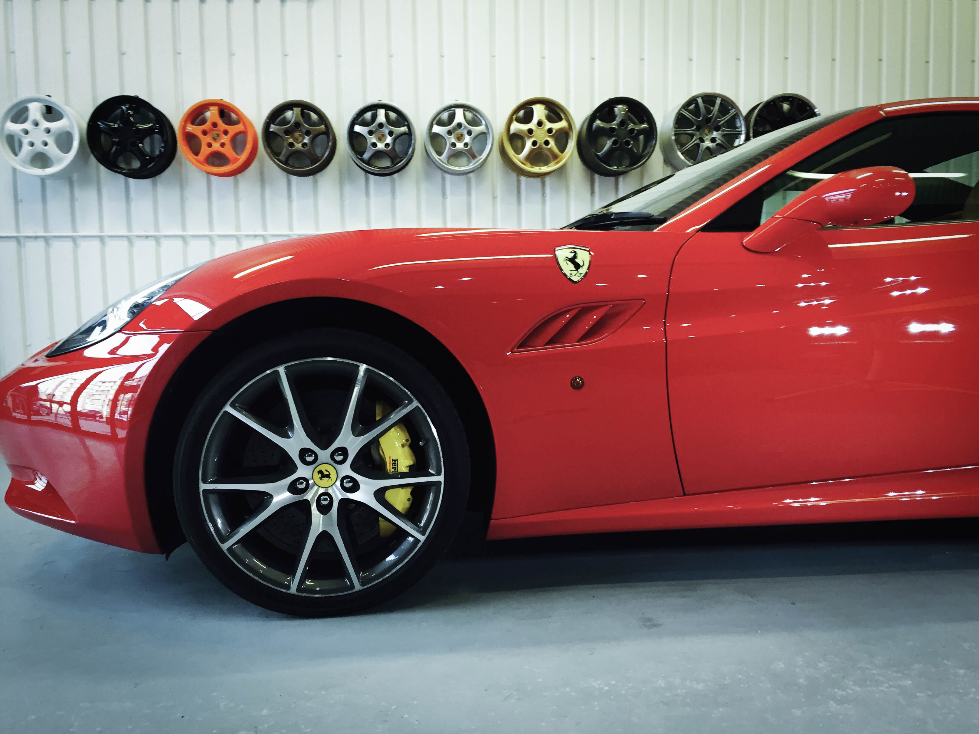 Ferrari California – Side detail