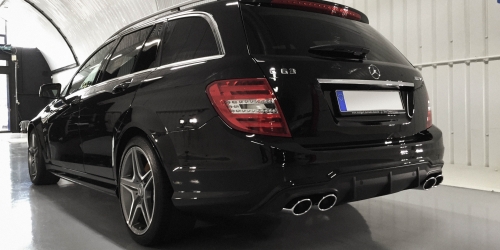 Mercedes C63 Touring – Rear view