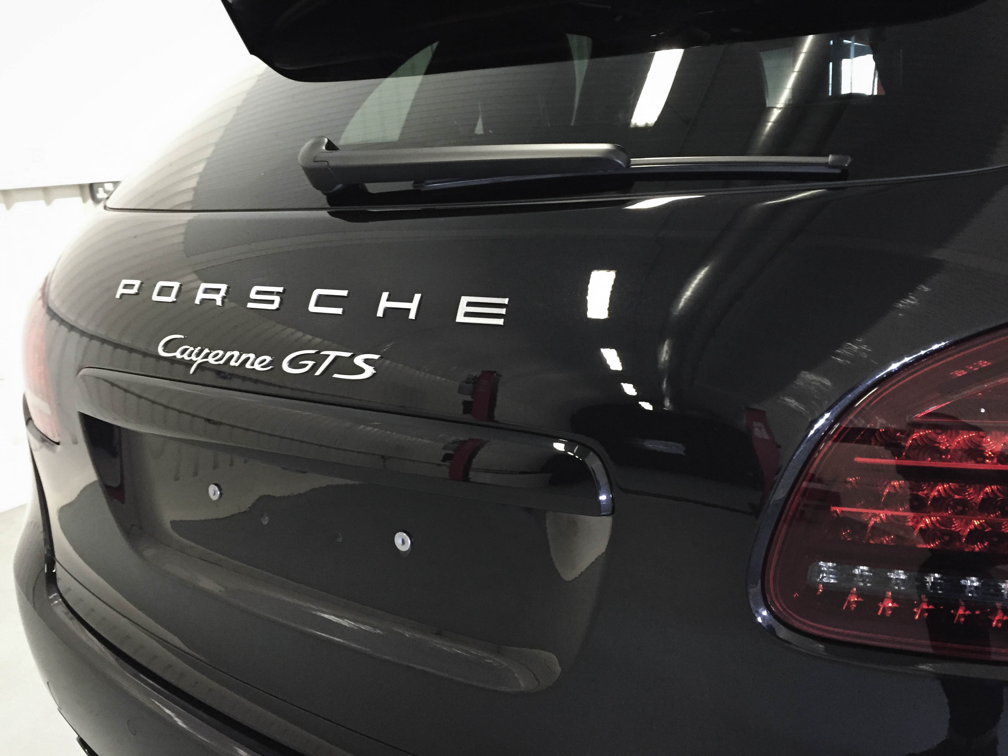 Porsche Cayenne GTS – Badge