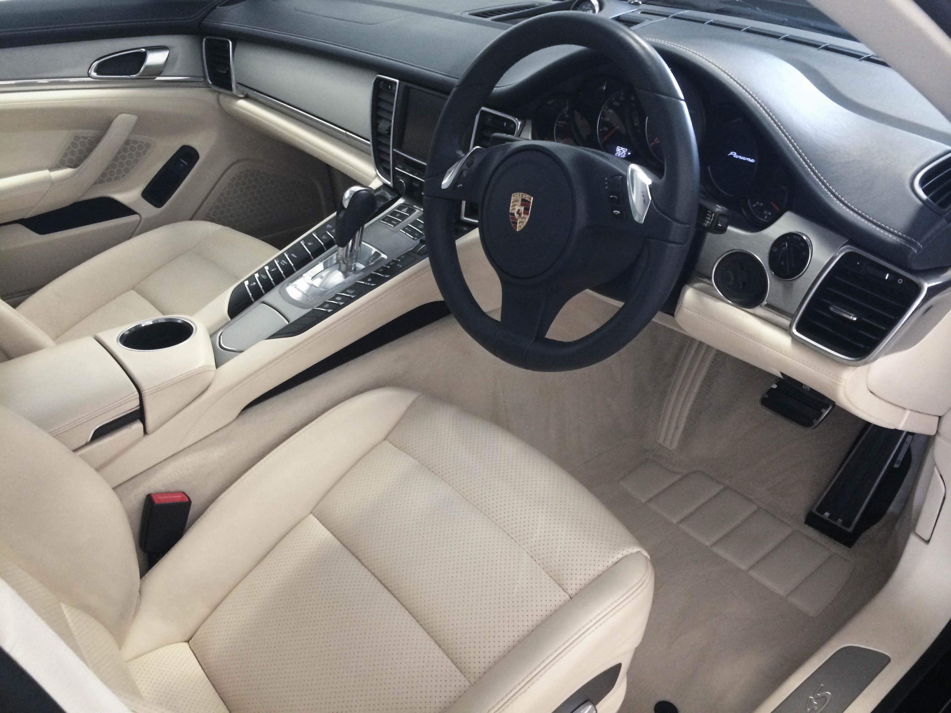 Porsche Panamera – Interior
