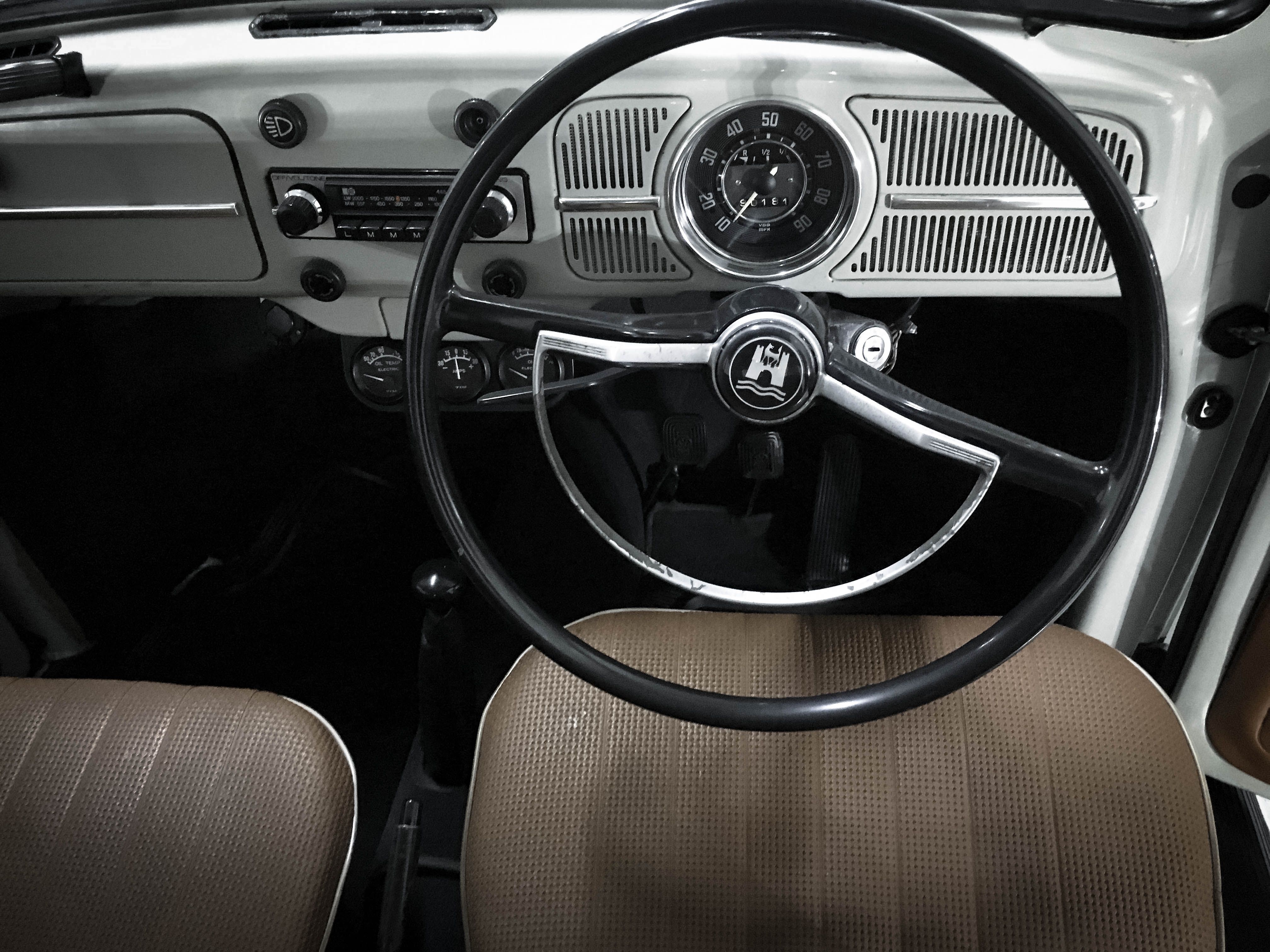 VW-Beetle-interior
