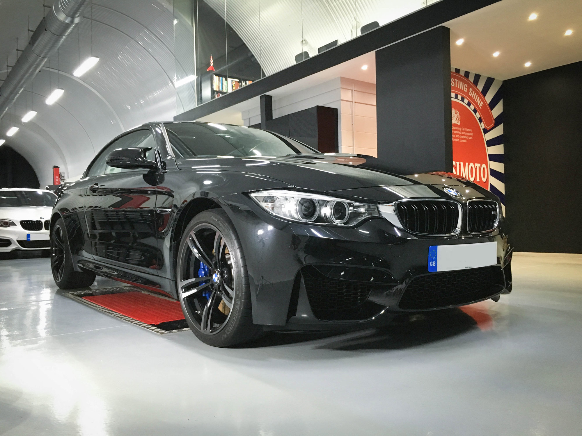 BMW-M4-front-drivers-side