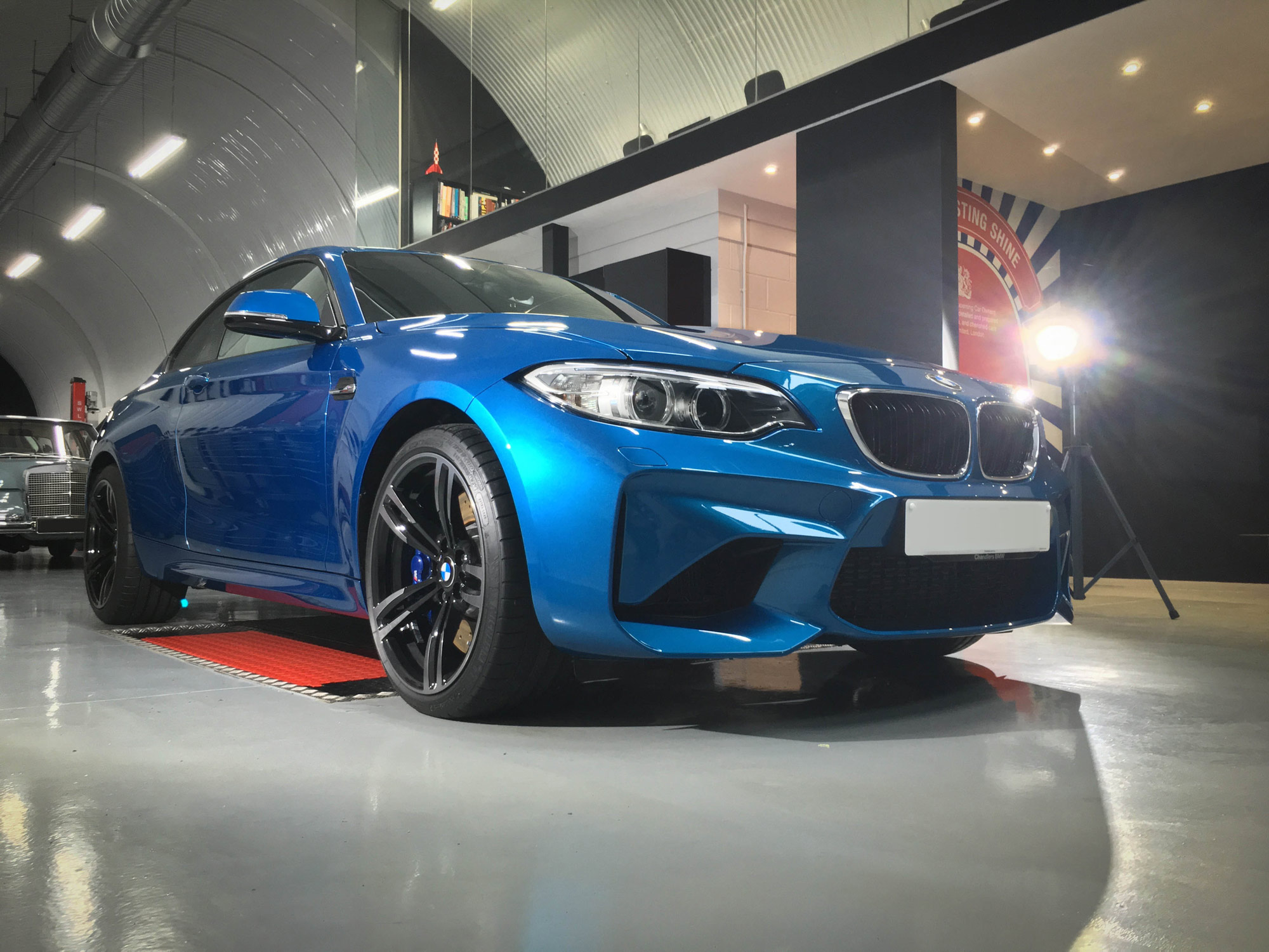 BMW_M2-front-driver