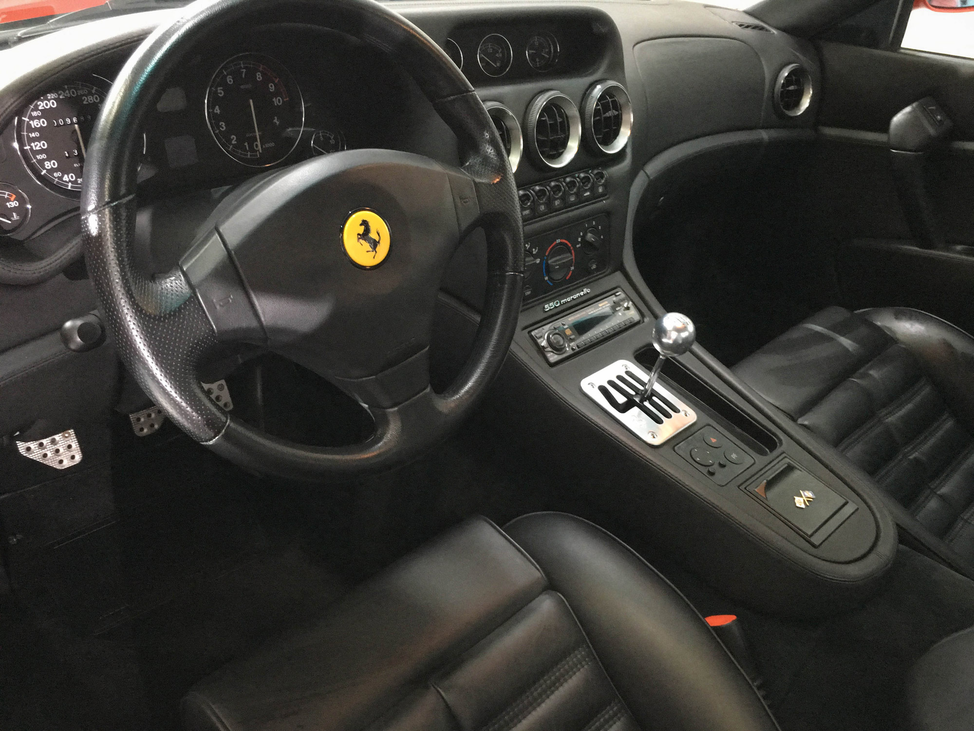 Ferrari_550_Maranello-Interior